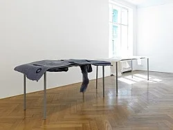 Formage de tête — Nairy Baghramian — Exhibitions — Galerie Buchholz — Image 26