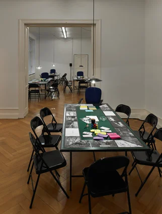 Du hast mir die Pfanne versaut, du Spiegelei des Terrors — René Pollesch — Exhibitions — Galerie Buchholz — Image 04