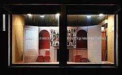 Teil 1 Müllberg — Tomma Abts Abel Auer Henning Bohl Bonnie Camplin Bjorn Copeland Enrico David Vincent Fecteau Isa Genzken Julian Göthe... — Exhibitions — Galerie Buchholz — Image 32