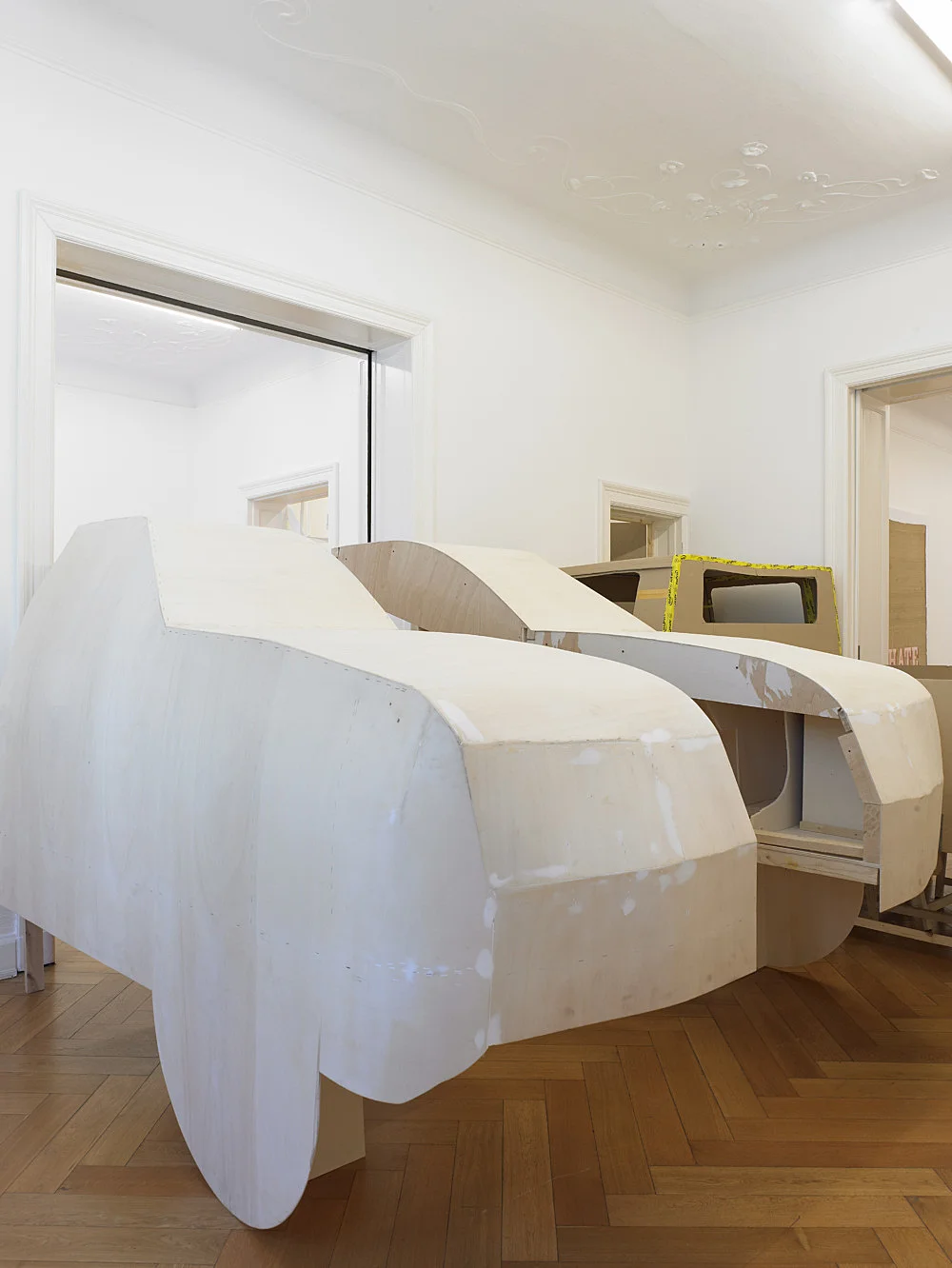 GRANDVILLE AND THE DECISION AT GRANDVILLE — Cosima von Bonin — Exhibitions — Galerie Buchholz — Image 00