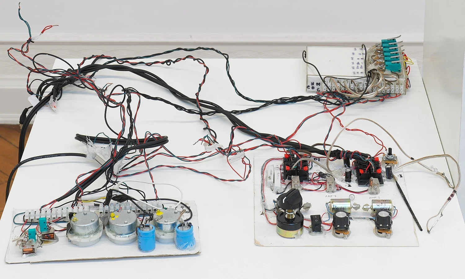 Invented Acoustical Tools Instruments 1966 2012 — Tony Conrad — Exhibitions — Galerie Buchholz — Image 24