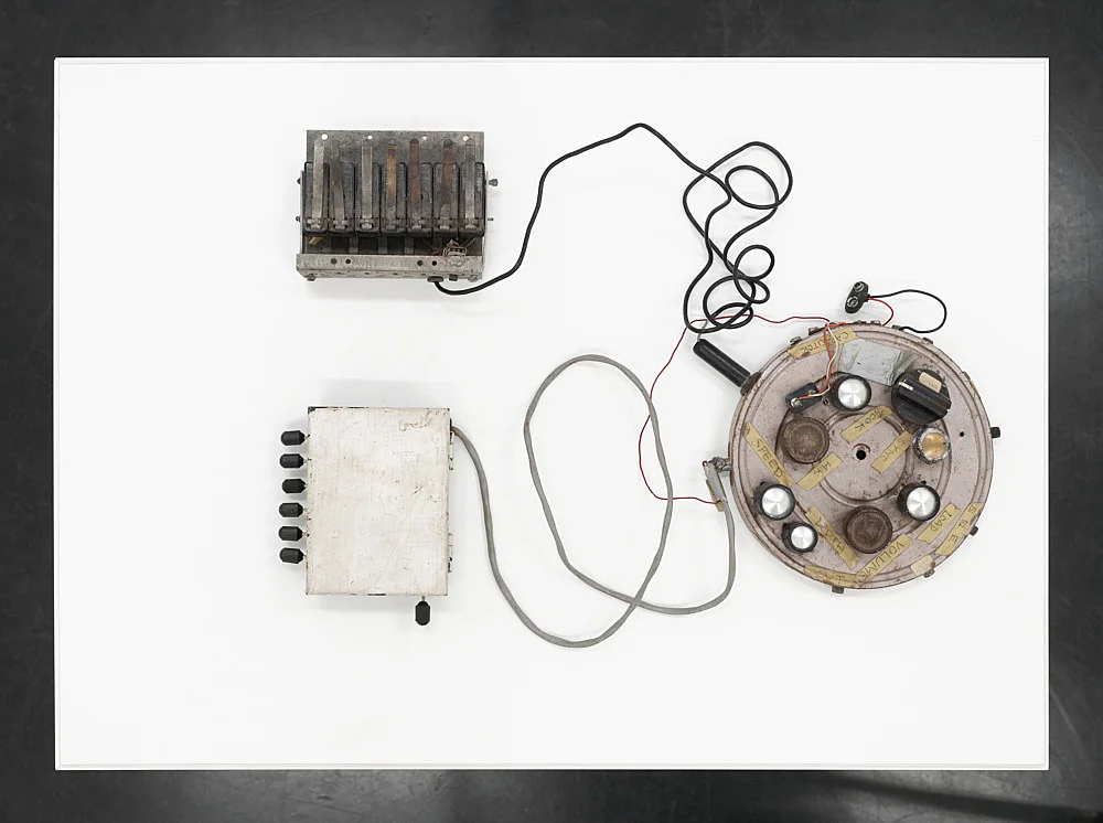 8220InventedAcousticalTools8221Instruments19662012 — Tony Conrad — Exhibitions — Galerie Buchholz — Image 00