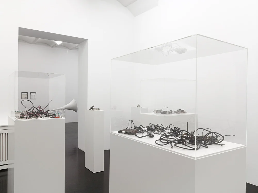 8220InventedAcousticalTools8221Instruments19662012 — Tony Conrad — Exhibitions — Galerie Buchholz — Image 00