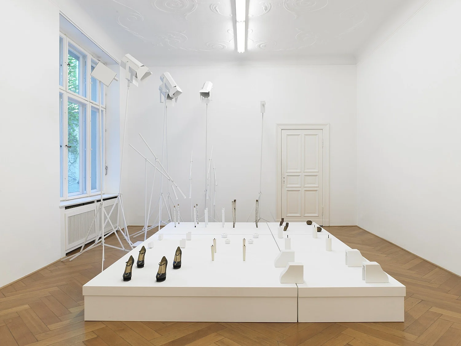 GRANDVILLE AND THE DECISION AT GRANDVILLE — Cosima von Bonin — Exhibitions — Galerie Buchholz — Image 31