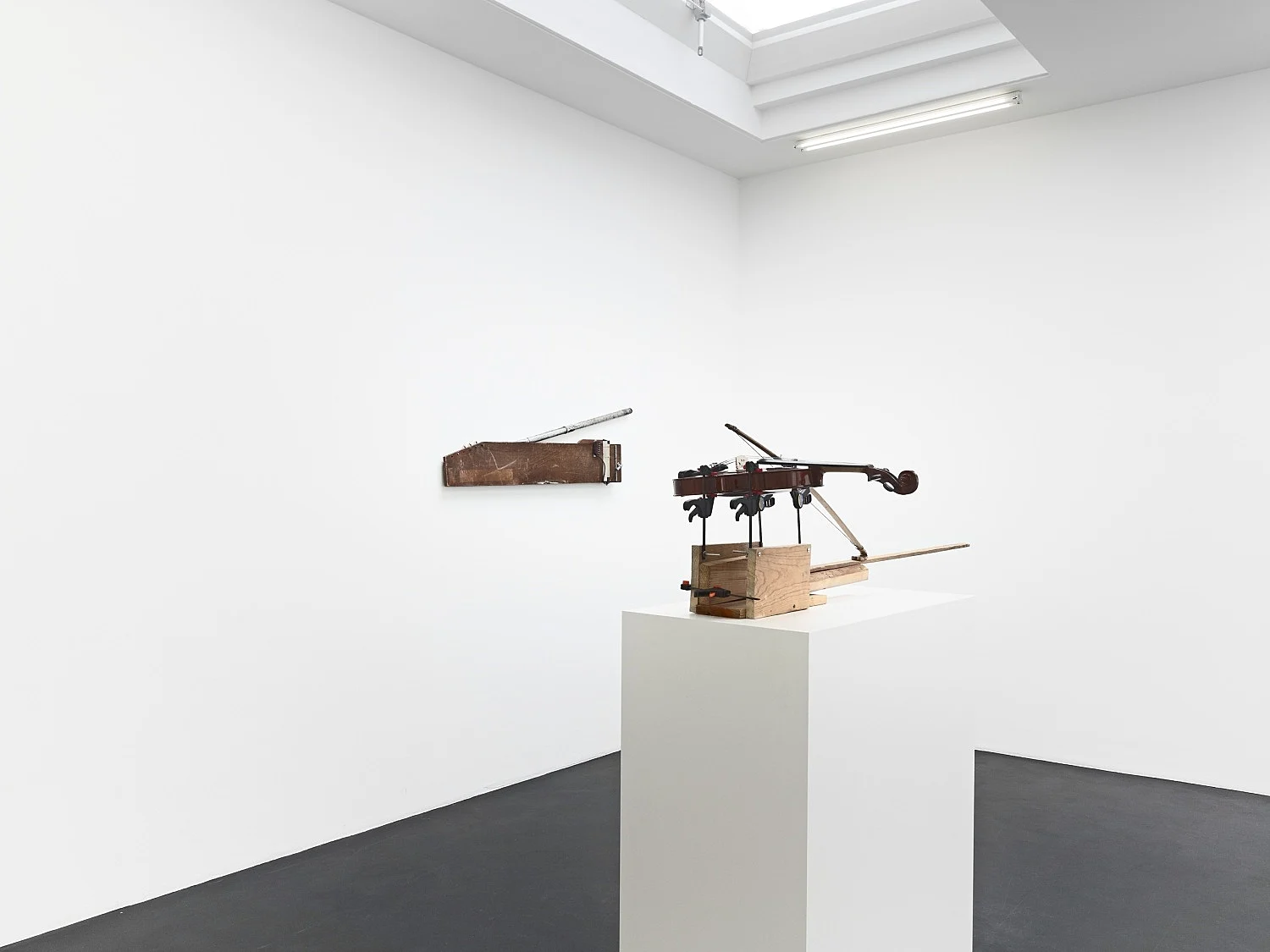 Invented Acoustical Tools Instruments 19662012 — Tony Conrad — Exhibitions — Galerie Buchholz — Image 35