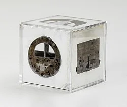 Quodlibet III Alphabets and Instruments — Tomma Abts Nairy Baghramian Cosima von Bonin Moritz von Oswald, Elektronik Tony Conrad Simon Denny Lukas Duwenhögger... — Exhibitions — Galerie Buchholz — Image 98