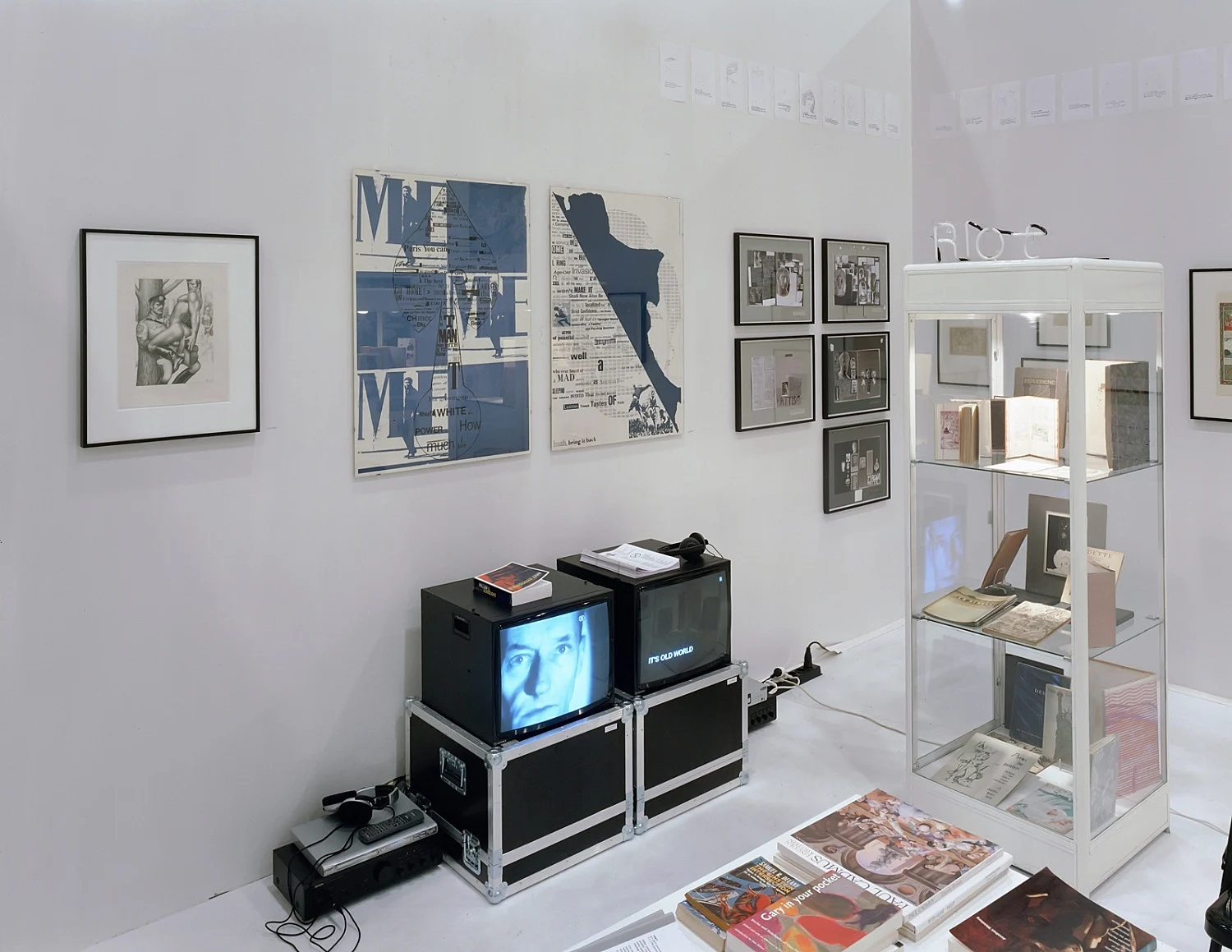 Abschied von den Eltern art cologne 2005 — 8220Abschied von den Eltern8221 — Exhibitions — Galerie Buchholz — Image 06