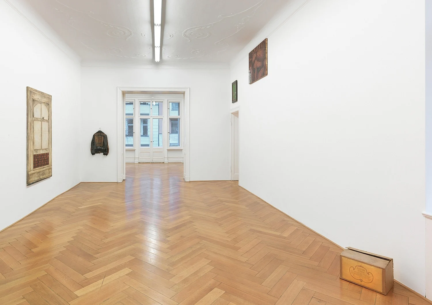 8220NeptuneSocietySanFranciscoColumbarium4thFlDomeRoomSouthWallTier4Niche28243 — Julie AultHeinz Peter KnesDanh VoMartin Wong — Exhibitions — Galerie Buchholz — Image 55