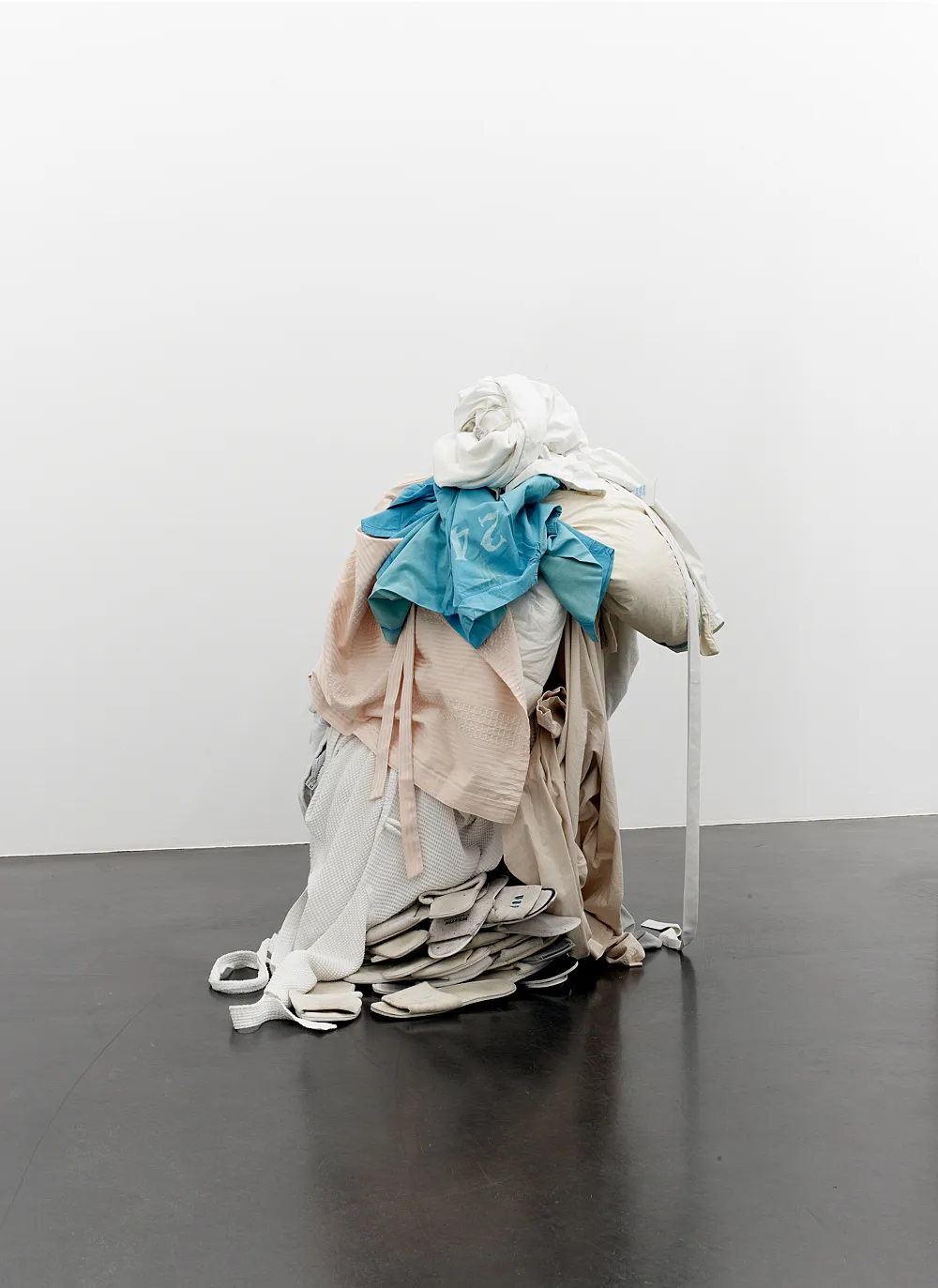 8220L8217artisteetledcorateur8221 — Danh Vo — Exhibitions — Galerie Buchholz — Image 11