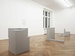 Pedestals, Bias-cut, Robert Macaire, Chronochromes — Cheyney Thompson — Exhibitions — Galerie Buchholz — Image 51