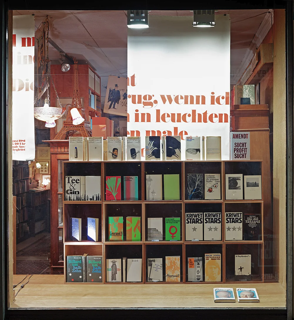 SchaufensterzusammengestelltvonChristopherWilliams — Hannes Jähn — Exhibitions — Galerie Buchholz — Image 05