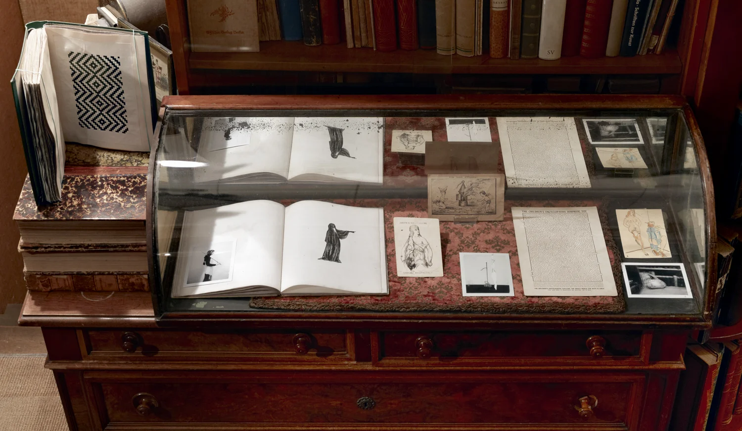 8220CherchezHolopherneChapter218221 — R H Quaytman — Exhibitions — Galerie Buchholz — Image 30