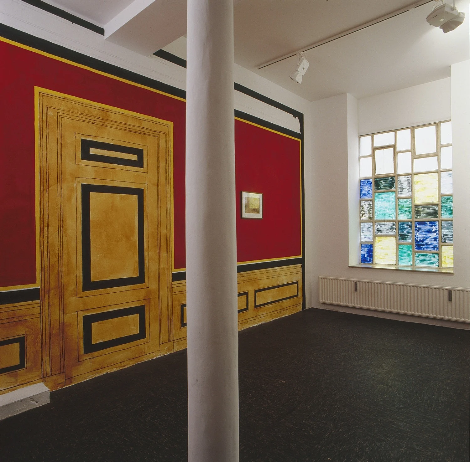 McKenzie Atelier 2007 — AtelierBeca LipscombeLucy McKenzieBernie Reid — Exhibitions — Galerie Buchholz — Image 14