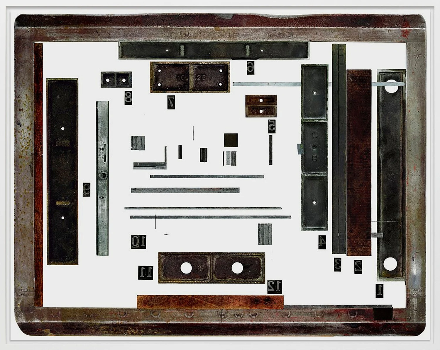 82200110UniversalCity10108221 — Sam Lewitt — Exhibitions — Galerie Buchholz — Image 17