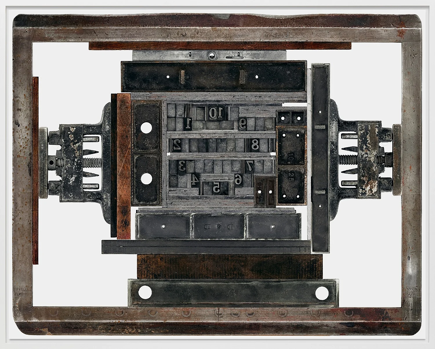 82200110UniversalCity10108221 — Sam Lewitt — Exhibitions — Galerie Buchholz — Image 18