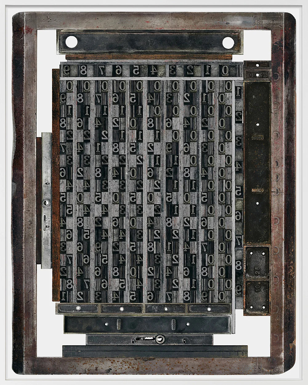 82200110UniversalCity10108221 — Sam Lewitt — Exhibitions — Galerie Buchholz — Image 19