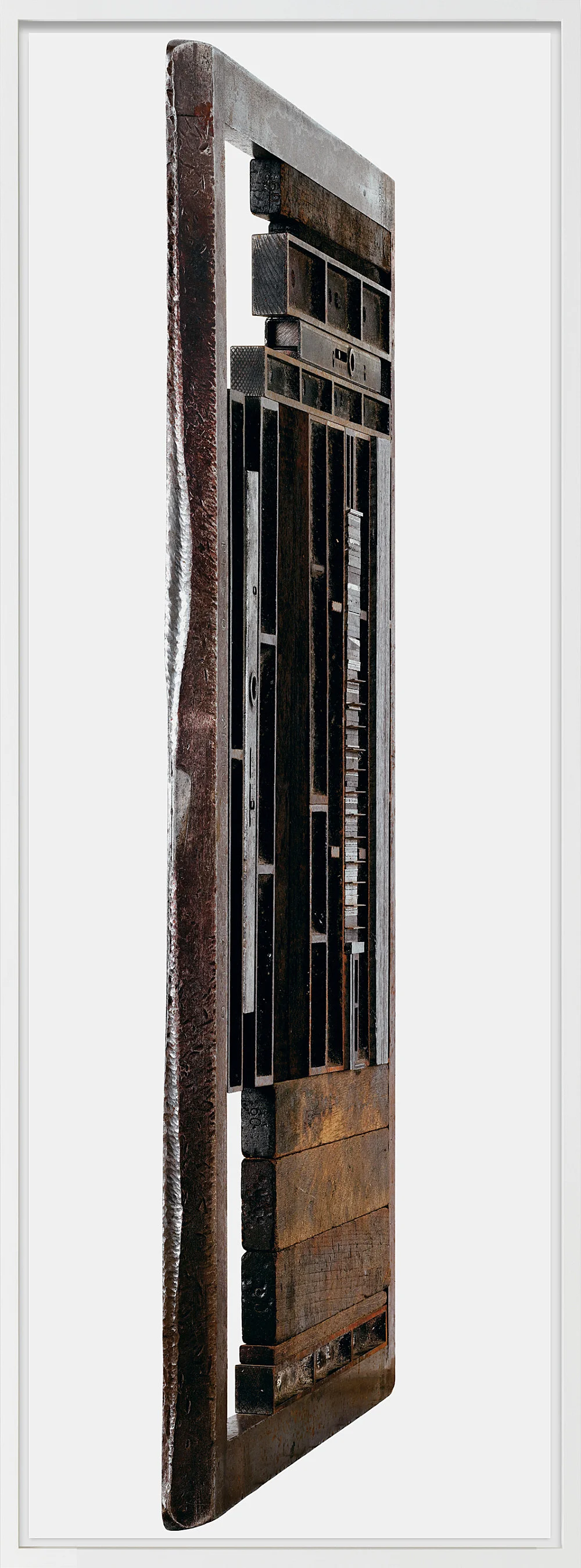 82200110UniversalCity10108221 — Sam Lewitt — Exhibitions — Galerie Buchholz — Image 08