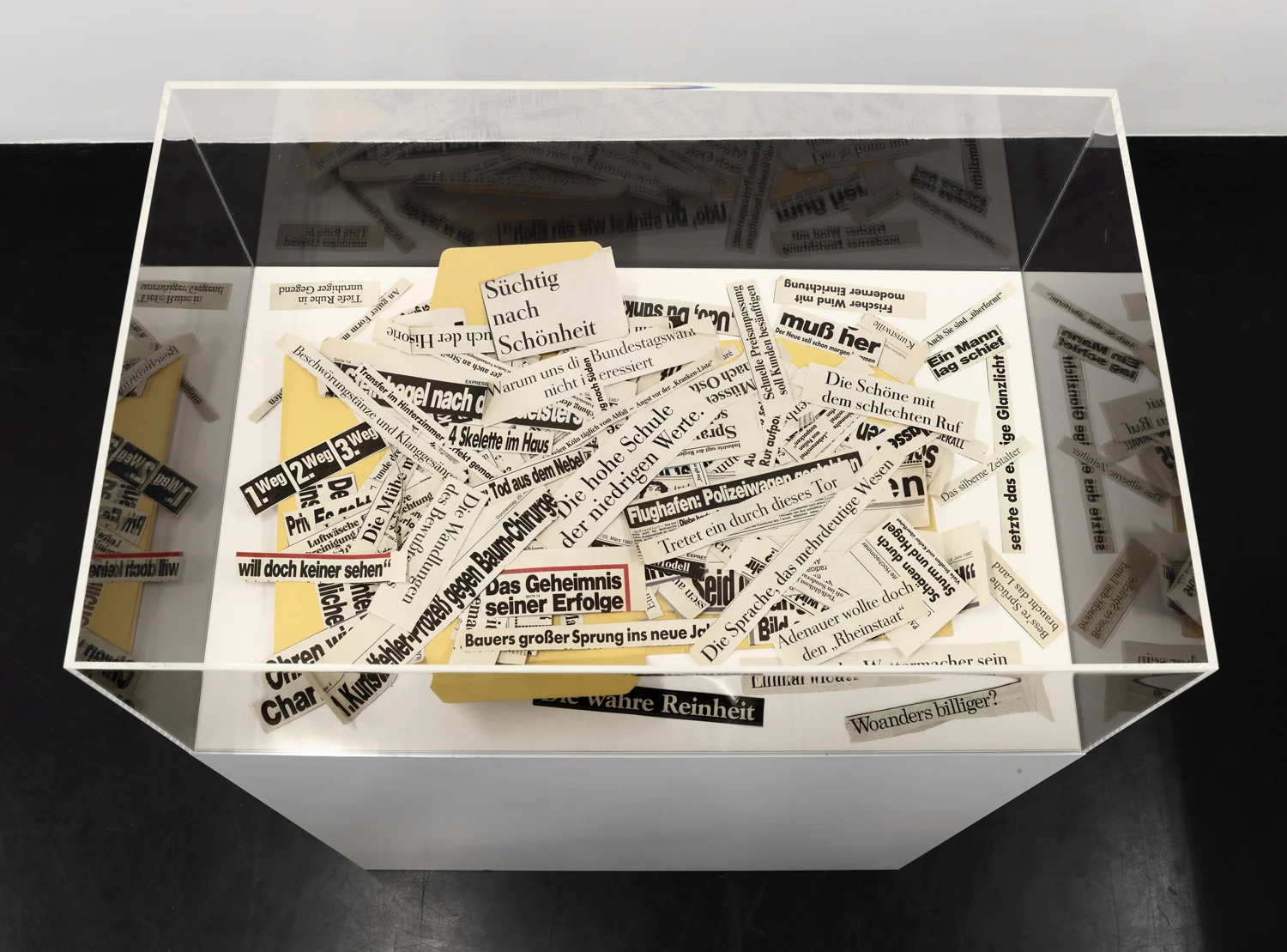 SmtlichePublikationen — Sigmar Polke — Exhibitions — Galerie Buchholz — Image 21