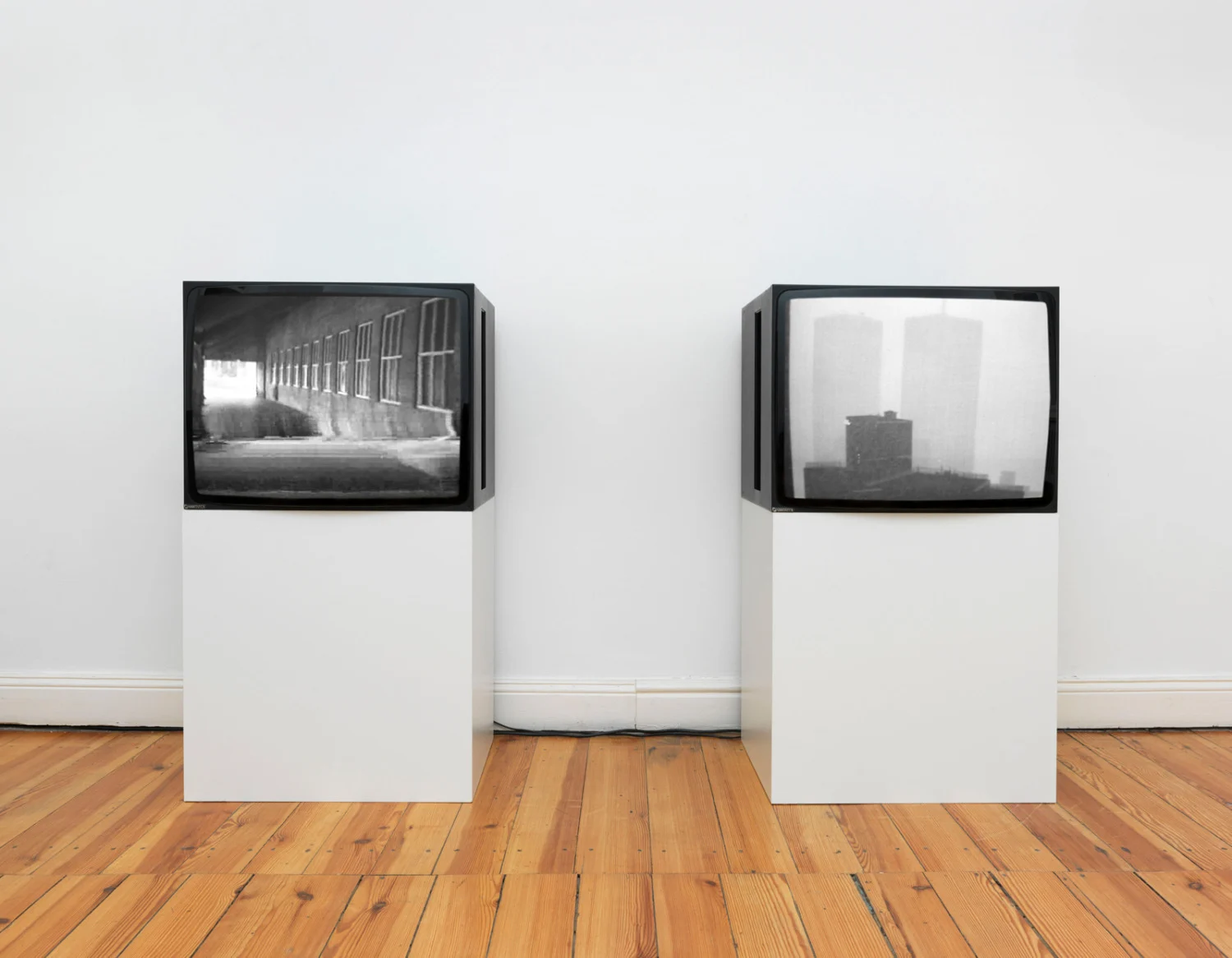 Homer — Lutz Bacher — Exhibitions — Galerie Buchholz — Image 44