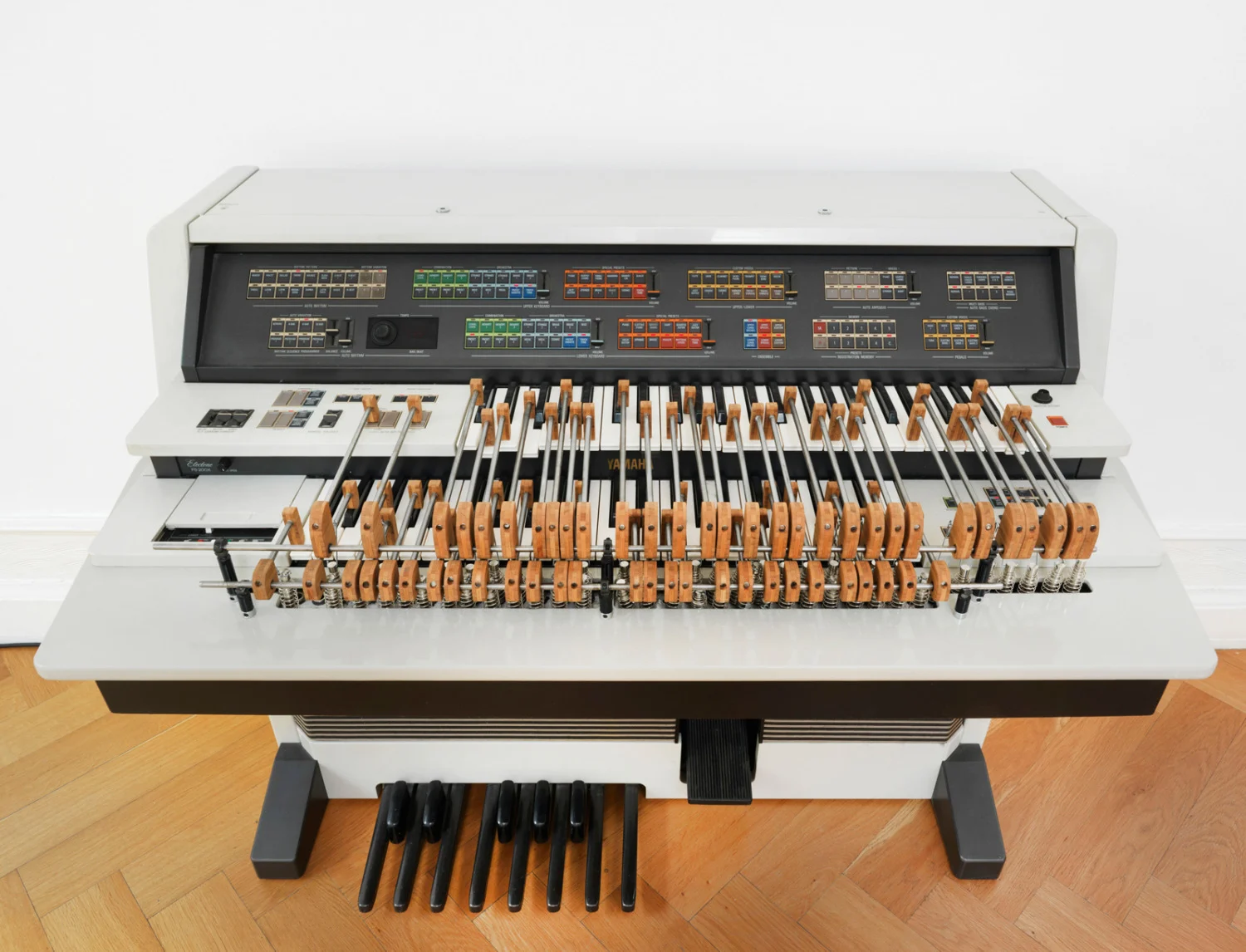 Homer — Lutz Bacher — Exhibitions — Galerie Buchholz — Image 12