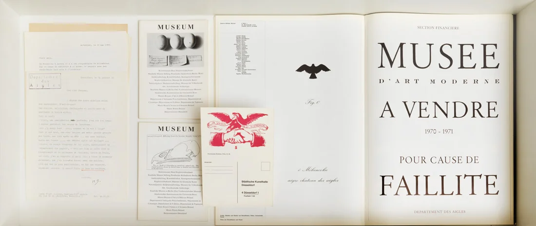 Pictures, Before and After An Exhibition for Douglas Crimp — Daniel Buren, Charles James, Antonio Lopez, Agnes Martin, Joseph Cornell, Robert Smithson, The Cockettes, Jack Smith,... — Exhibitions — Galerie Buchholz — Image 77