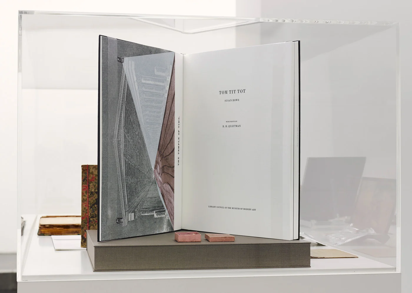 8220MareMount8221withatextbyEdHalter — Carl AndreLiz DeschenesRichard PrinceR H Quaytman — Exhibitions — Galerie Buchholz — Image 18