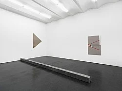 Ma-re Mount with a text by Ed Halter — Carl Andre Liz Deschenes Richard Prince R H Quaytman — Exhibitions — Galerie Buchholz — Image 30