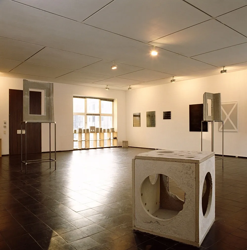 8220MoreLightResearch8221 — Isa Genzken — Exhibitions — Galerie Buchholz — Image 06