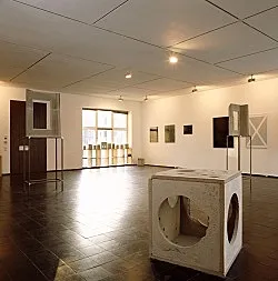 8220MoreLightResearch8221 — Isa Genzken — Exhibitions — Galerie Buchholz — Image 09