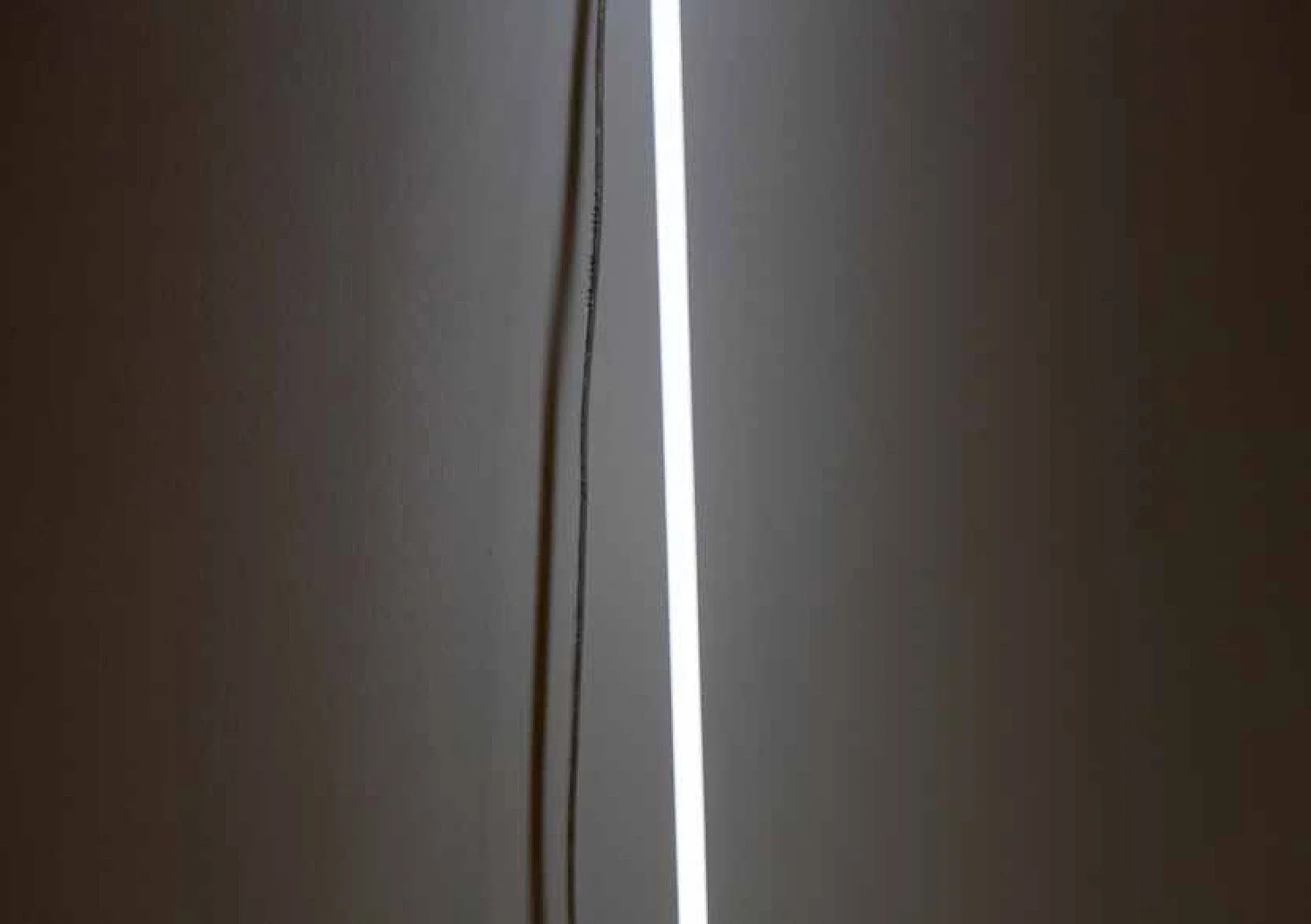 shadefrequency — Cerith Wyn Evans — Exhibitions — Galerie Buchholz — Image 01
