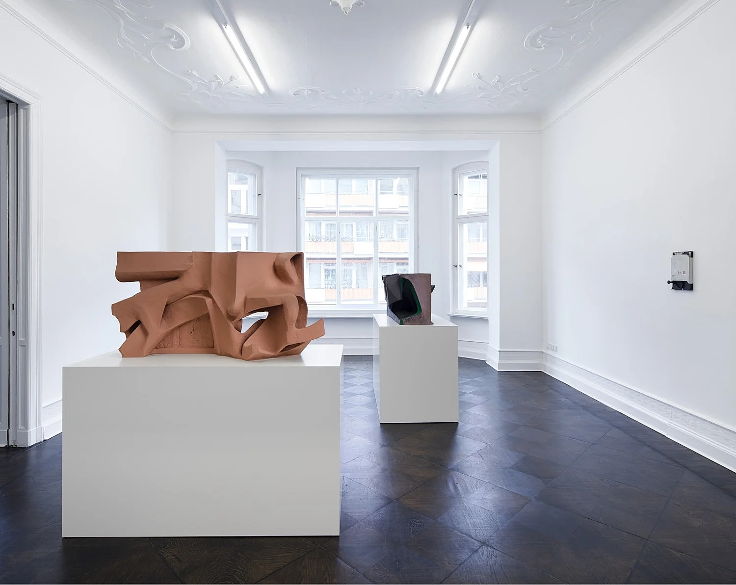 ampJackGoldsteinHervGuibert — Tomma AbtsLutz BacherTrisha DonnellyVincent FecteauMark Leckey — Exhibitions — Galerie Buchholz — Image 32