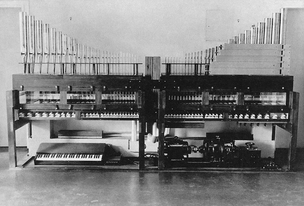 an exhibition organized by Diedrich Diederichsen amp Christopher Müller feat. Marcus Behmer, Stefan George, Rainer Werner Fassbinder, Hans Henny Jahnn, Lutz Bacher, Hans Kayser, Ludwig Gosewitz, Jordan Belson, Hapshash and the Coloured Coat, The Fool, Rogério Duarte, The Red KrayolaMayo Thompson, Walter de Maria, Sigmar Polke, Emil Schult, Isaac Abrams, John McCracken, Pedro Bell, Kai Althoff, Henrik Olesen, Öyvind Fahlström, Karlheinz Stockhausen, Sun Ra, Hartmut Geerken, Albert Oehlen, Jack Goldstein, Jutta Koether, Isa Genzken, Palermo, John Coltrane, Tony Conrad — Cosmic Communities Coming Out Into Outer Space Homofuturism, Applied Psychedelia amp Magic Connectivity — Exhibitions — Galerie Buchholz — Image 00