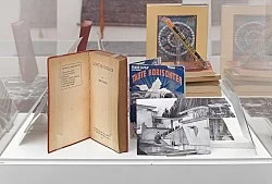 Forschungen an den Rändern der Schrift — Michael Oppitz — Exhibitions — Galerie Buchholz — Image 168