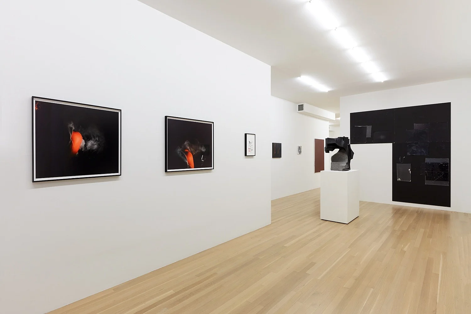 Hlle — Lutz BacherCaleb ConsidineVincent FecteauRainald GoetzSergej JensenJutta KoetherMichael KrebberMonica Majoli... — Exhibitions — Galerie Buchholz — Image 07