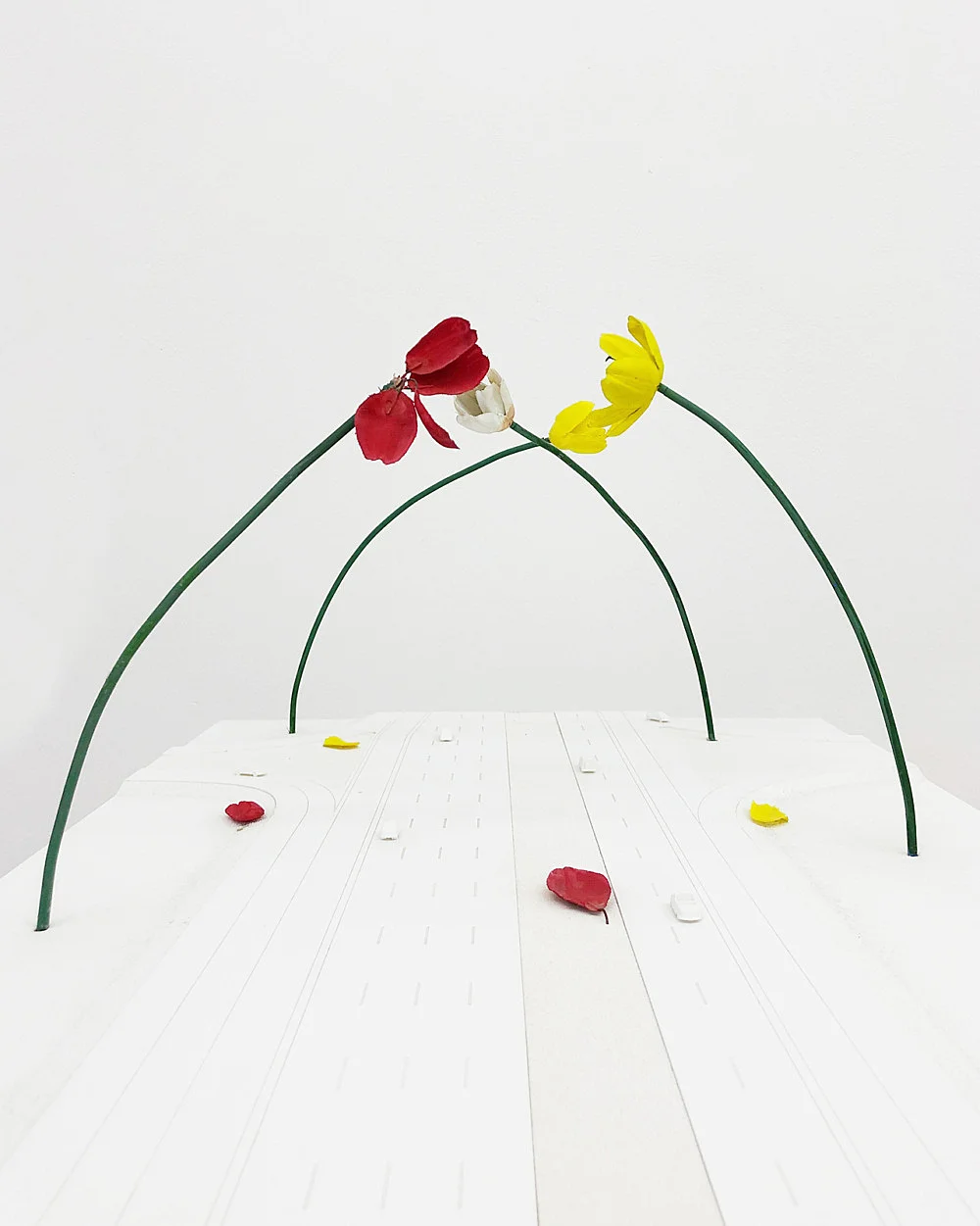 Außenprojekte — Isa Genzken — Exhibitions — Galerie Buchholz — Image 16