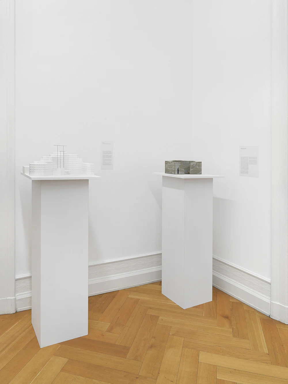 Auenprojekte — Isa Genzken — Exhibitions — Galerie Buchholz — Image 26