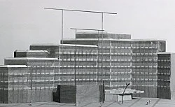 Auenprojekte — Isa Genzken — Exhibitions — Galerie Buchholz — Image 130