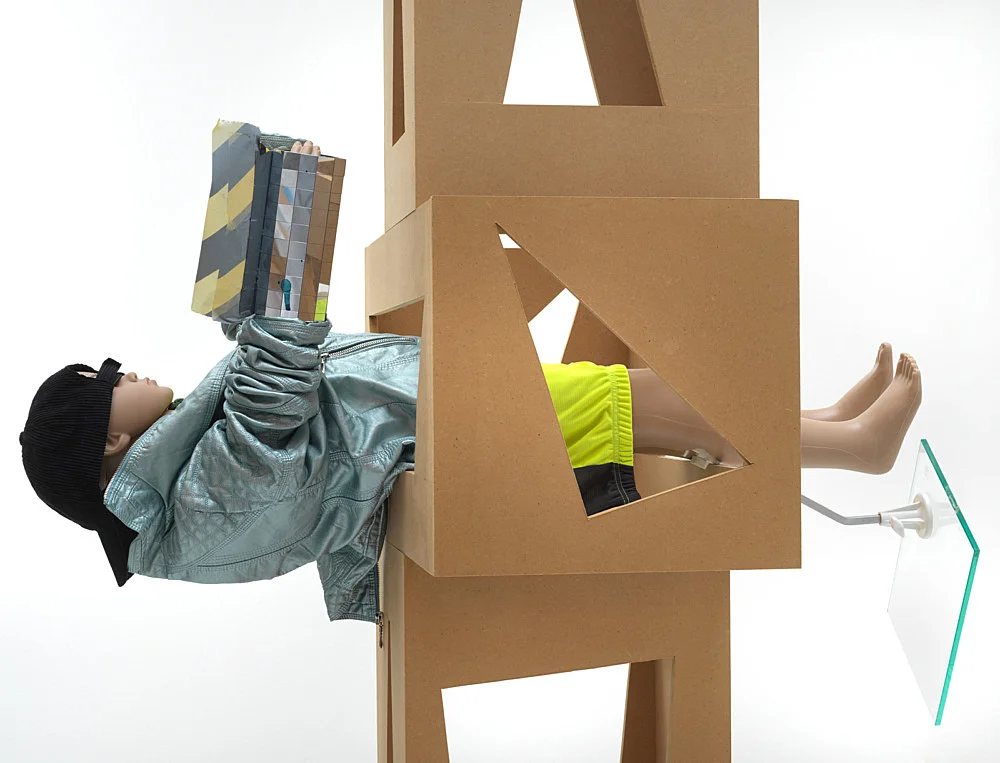 Auenprojekte — Isa Genzken — Exhibitions — Galerie Buchholz — Image 00