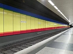 Außenprojekte — Isa Genzken — Exhibitions — Galerie Buchholz — Image 198