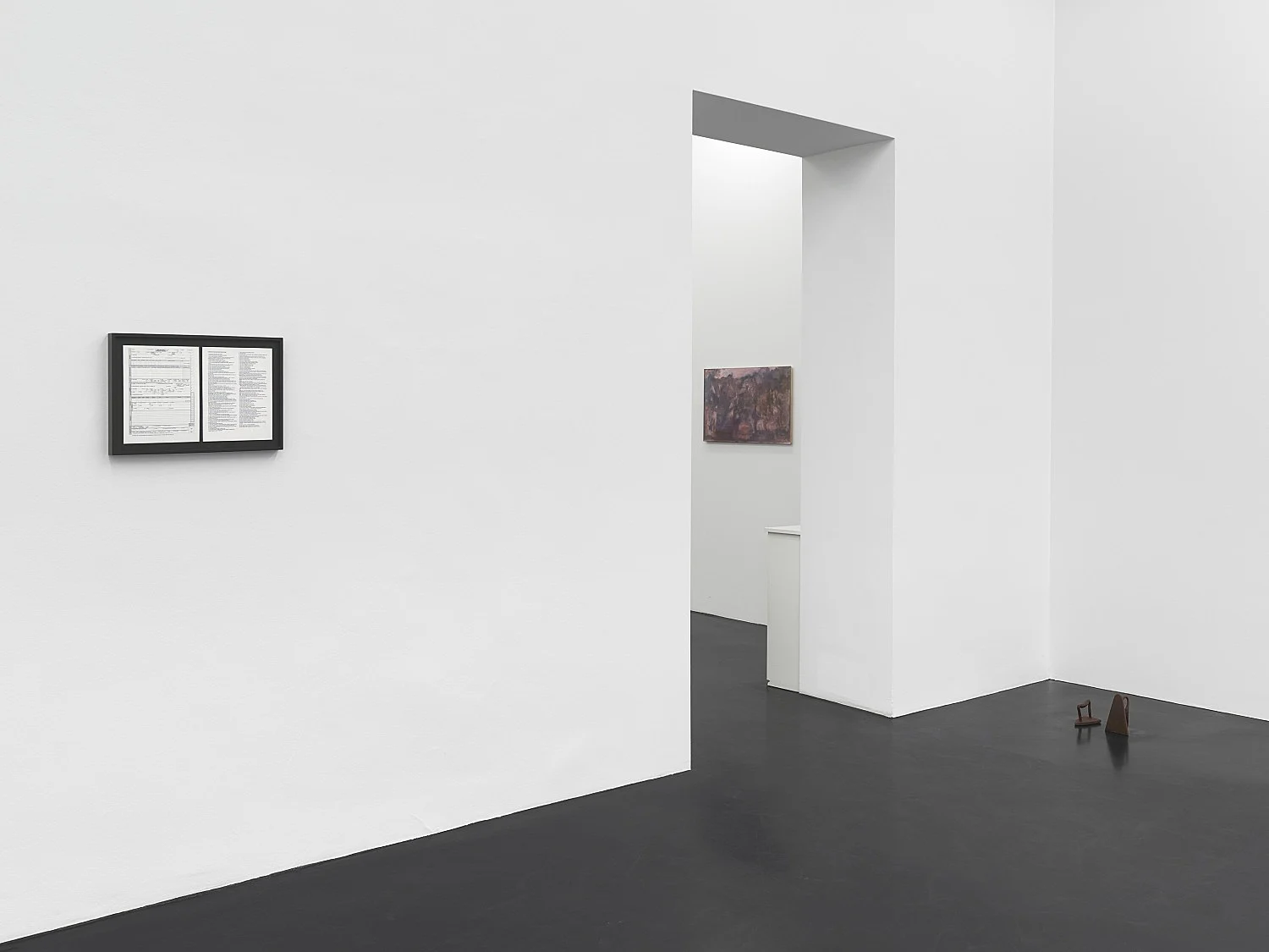 group show Lawler, Quaytman, Rowland - Köln 2020 — Louise LawlerR H QuaytmanCameron Rowland — Exhibitions — Galerie Buchholz — Image 22