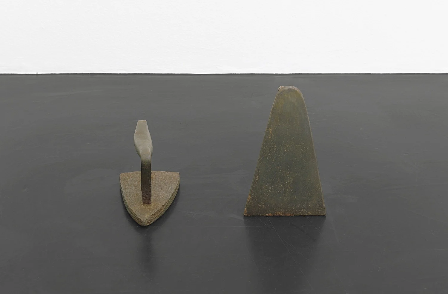 group show Lawler, Quaytman, Rowland - Köln 2020 — Louise Lawler R H Quaytman Cameron Rowland — Exhibitions — Galerie Buchholz — Image 12