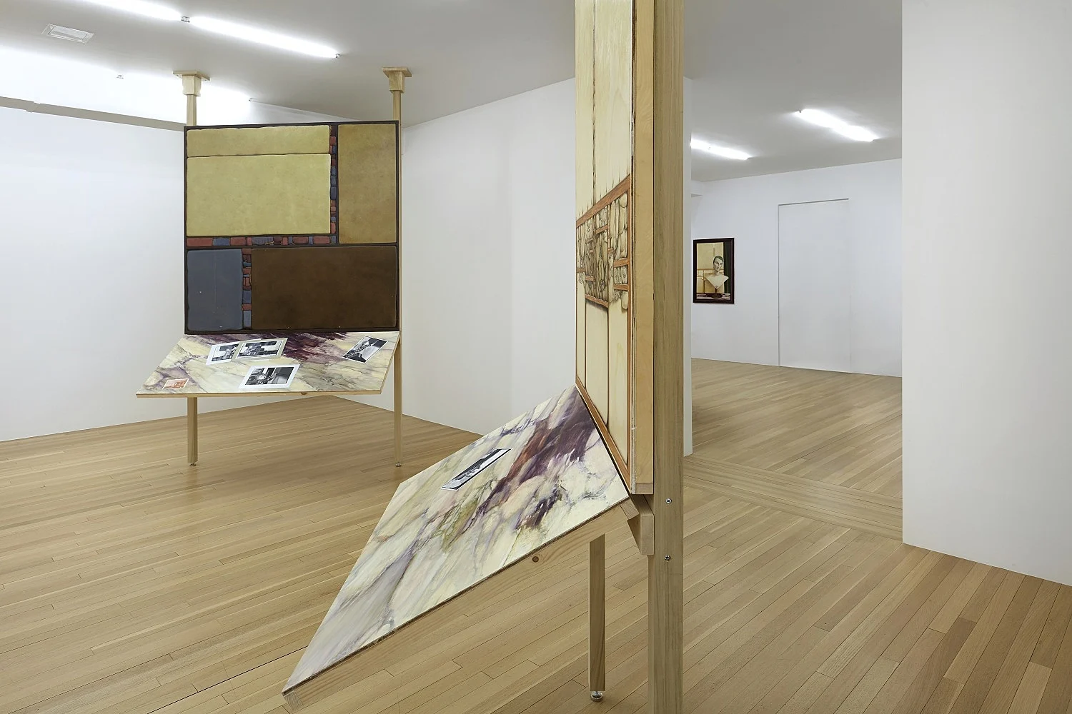 8220NoMotive8221 — Lucy McKenzie — Exhibitions — Galerie Buchholz — Image 23