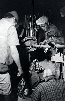 Singers of Ten Thousand Lines — Michael Oppitz — Exhibitions — Galerie Buchholz — Image 82