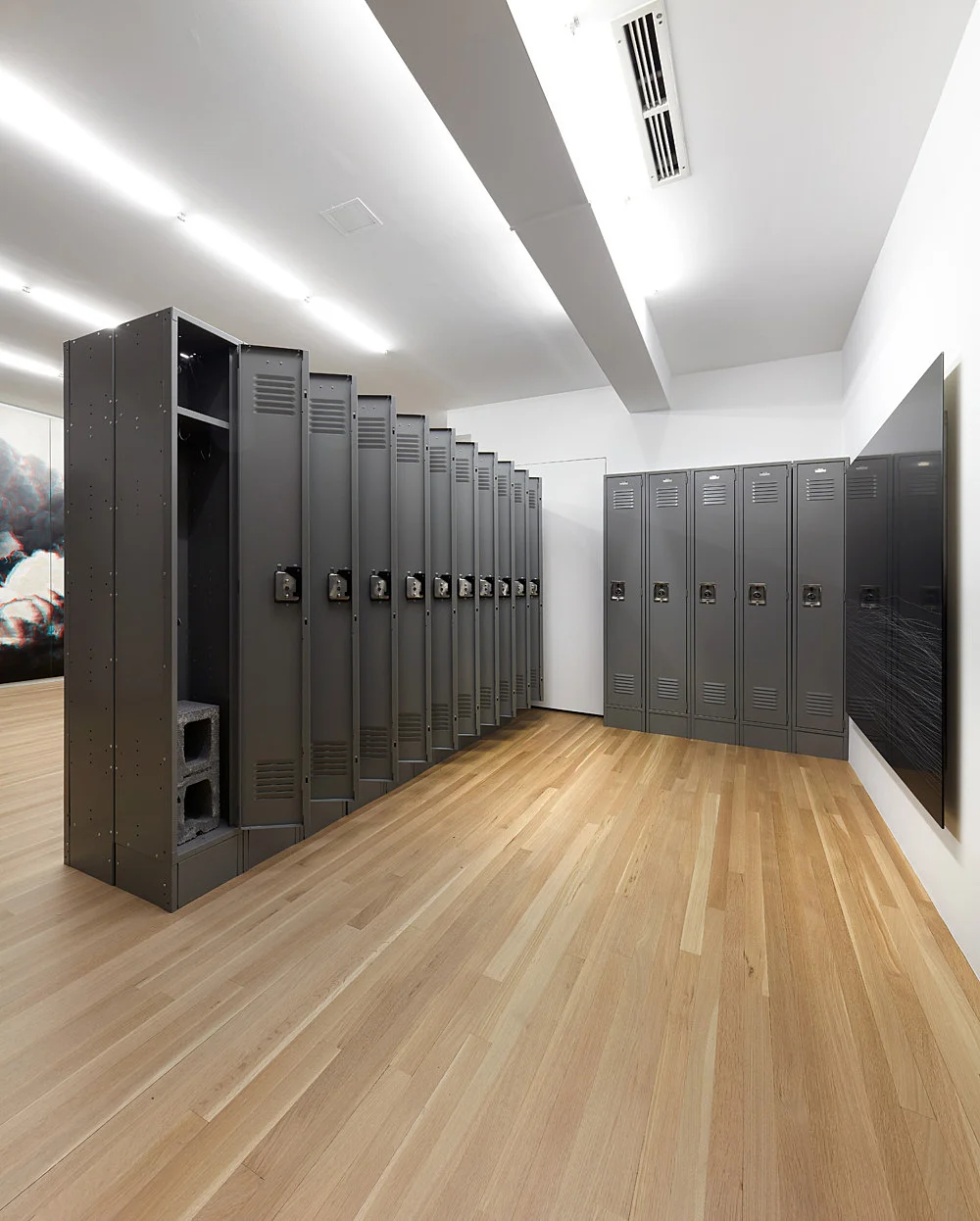 AVATAR — Anne Imhof — Exhibitions — Galerie Buchholz — Image 22