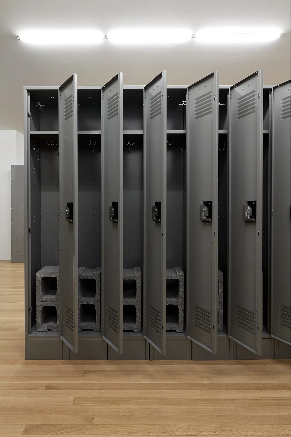 AVATAR — Anne Imhof — Exhibitions — Galerie Buchholz — Image 25