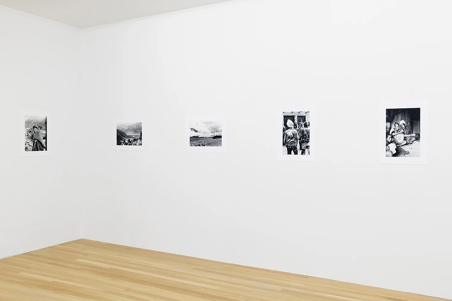 SingersofTenThousandLines — Michael Oppitz — Exhibitions — Galerie Buchholz — Image 42