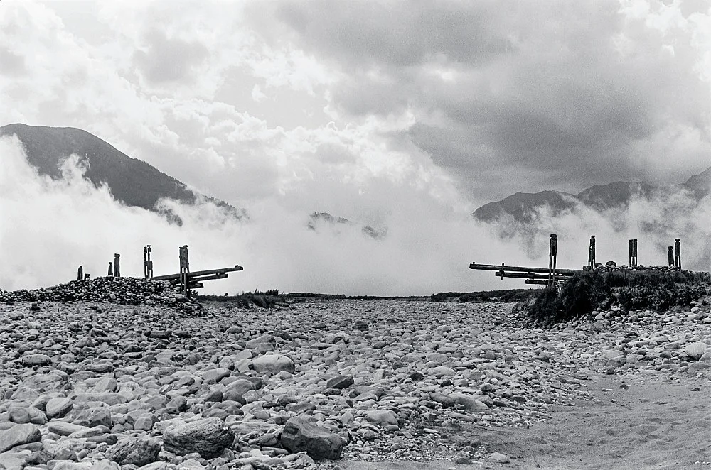 SingersofTenThousandLines — Michael Oppitz — Exhibitions — Galerie Buchholz — Image 00