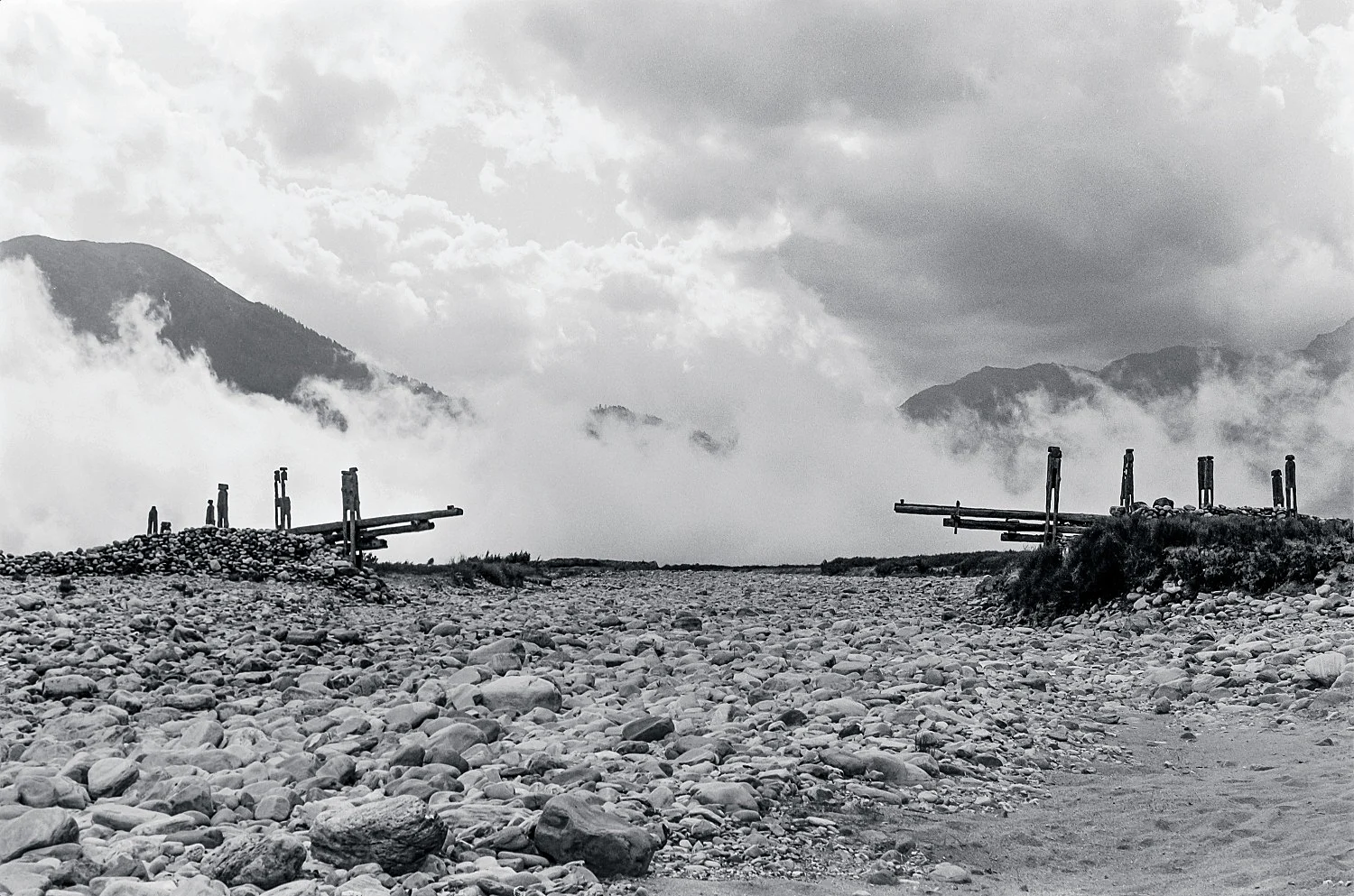 SingersofTenThousandLines — Michael Oppitz — Exhibitions — Galerie Buchholz — Image 45