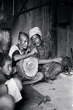 Singers of Ten Thousand Lines — Michael Oppitz — Exhibitions — Galerie Buchholz — Image 97