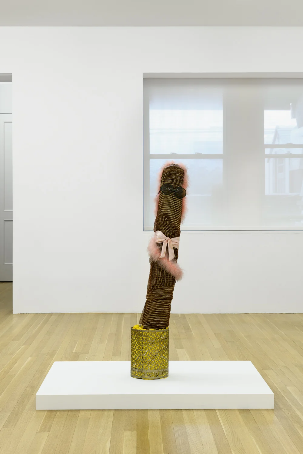 Exhibition curated by Scott Portnoy — Curtis Cuffie — Exhibitions — Galerie Buchholz — Image 23